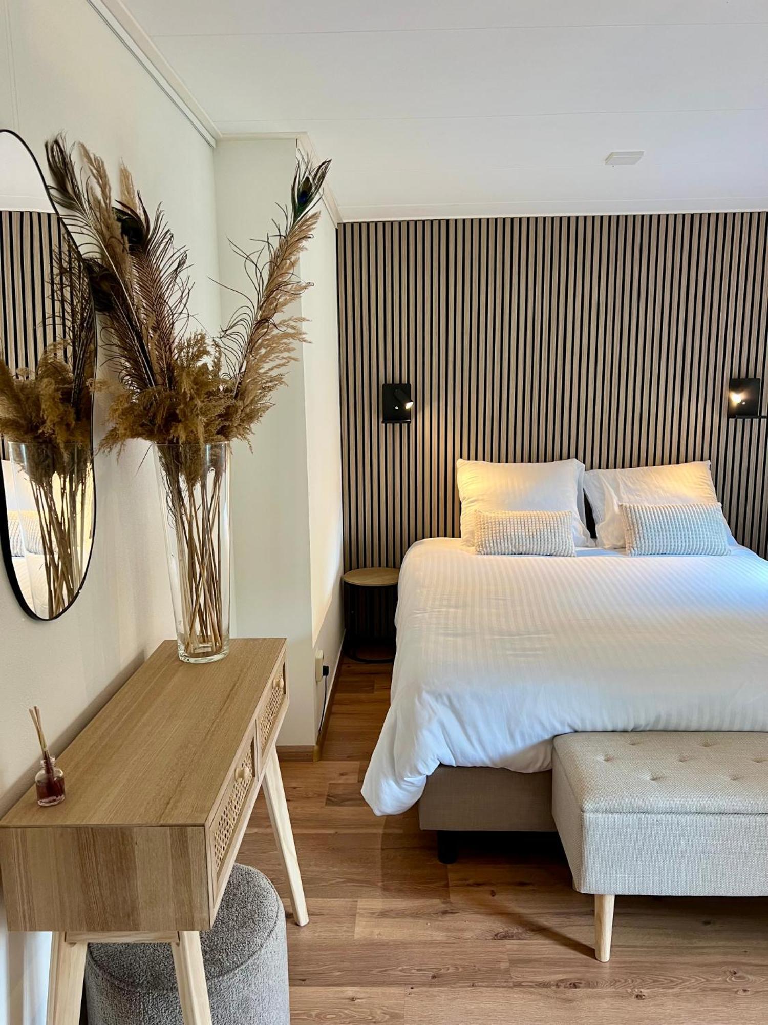 Luxe Boshuisje Met Prive Wellness & Jacuzzi Op De Veluwe エルメロ エクステリア 写真