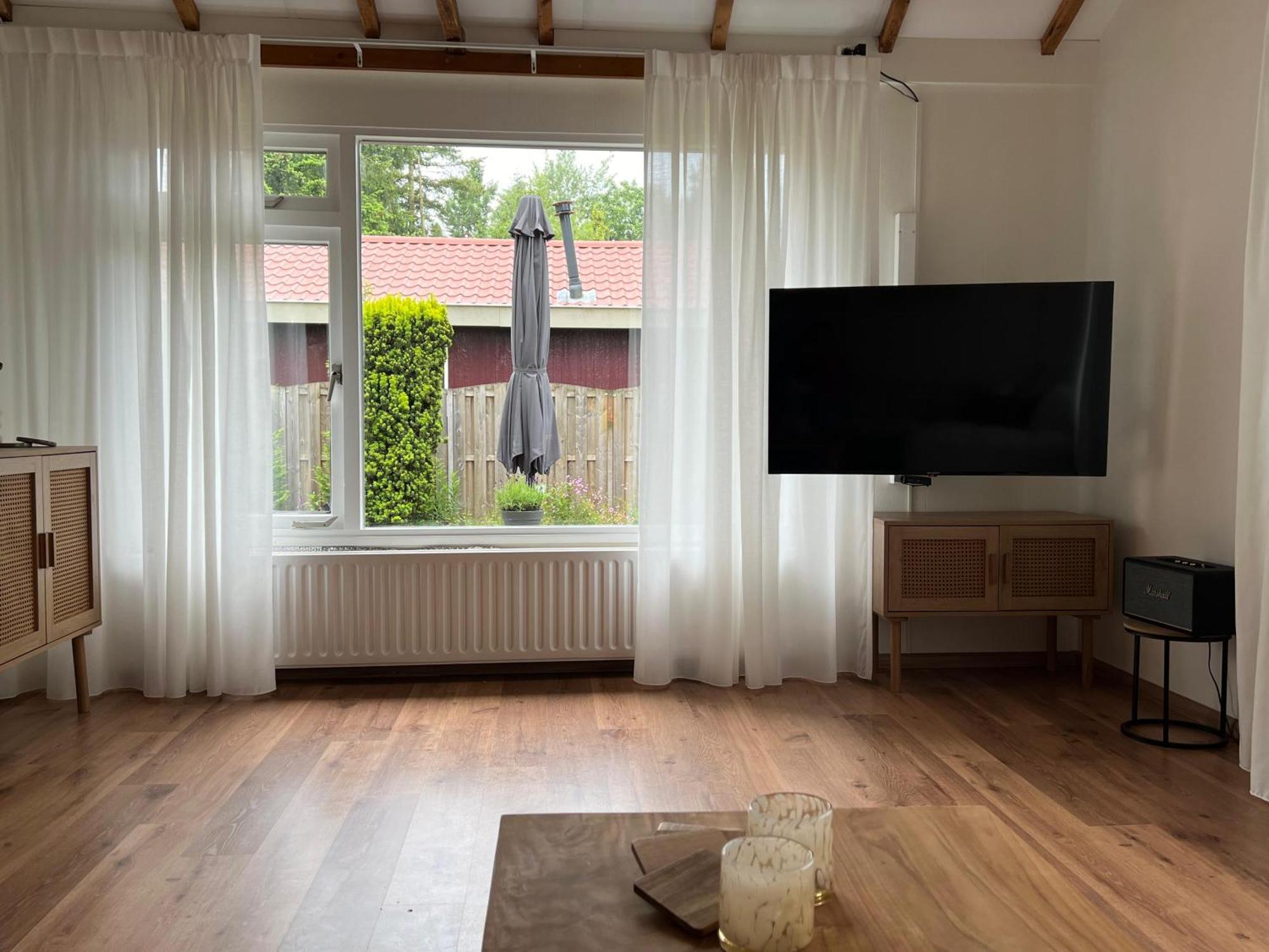 Luxe Boshuisje Met Prive Wellness & Jacuzzi Op De Veluwe エルメロ エクステリア 写真